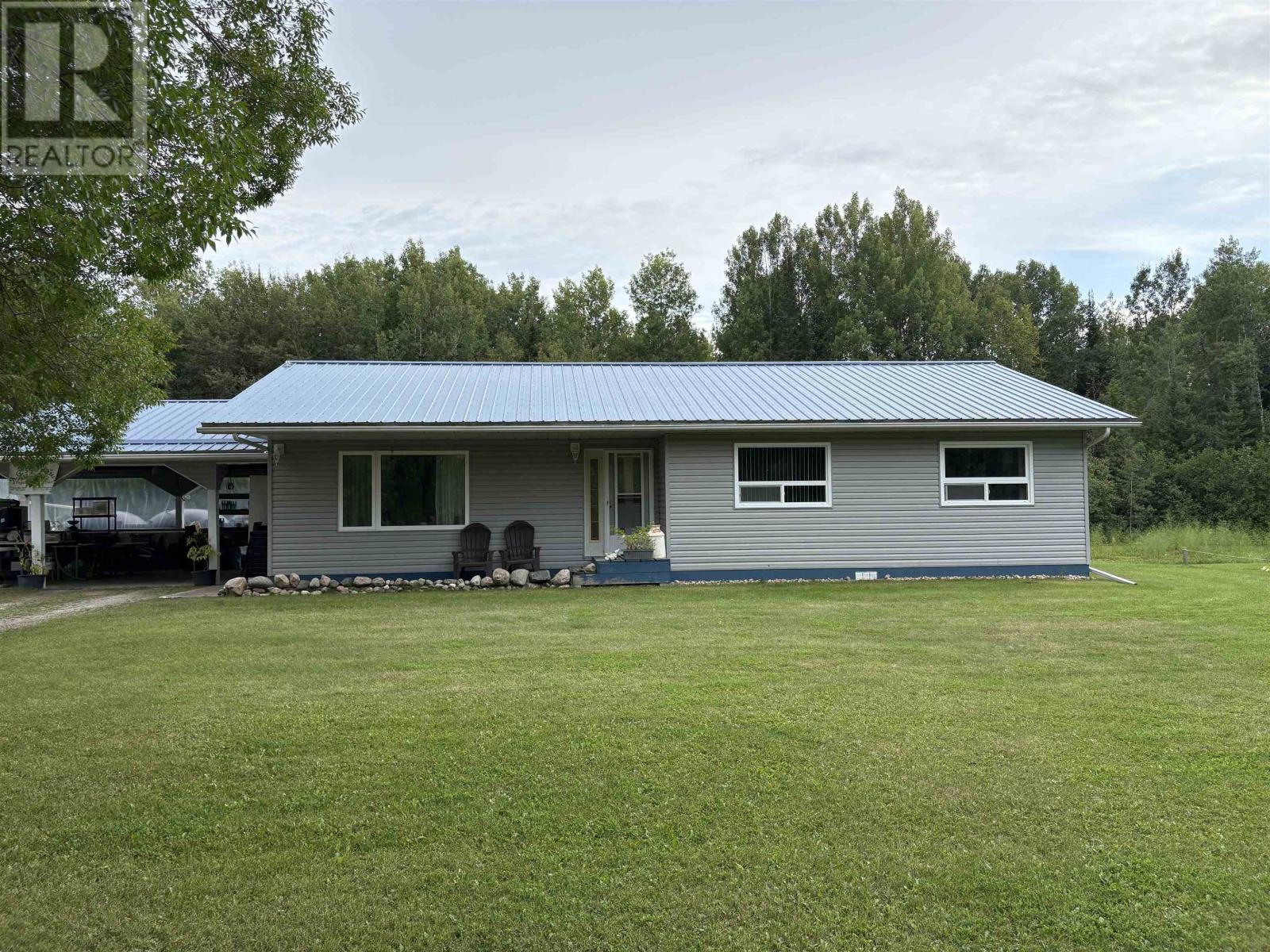 993 Fisher Rd Property Photo 1