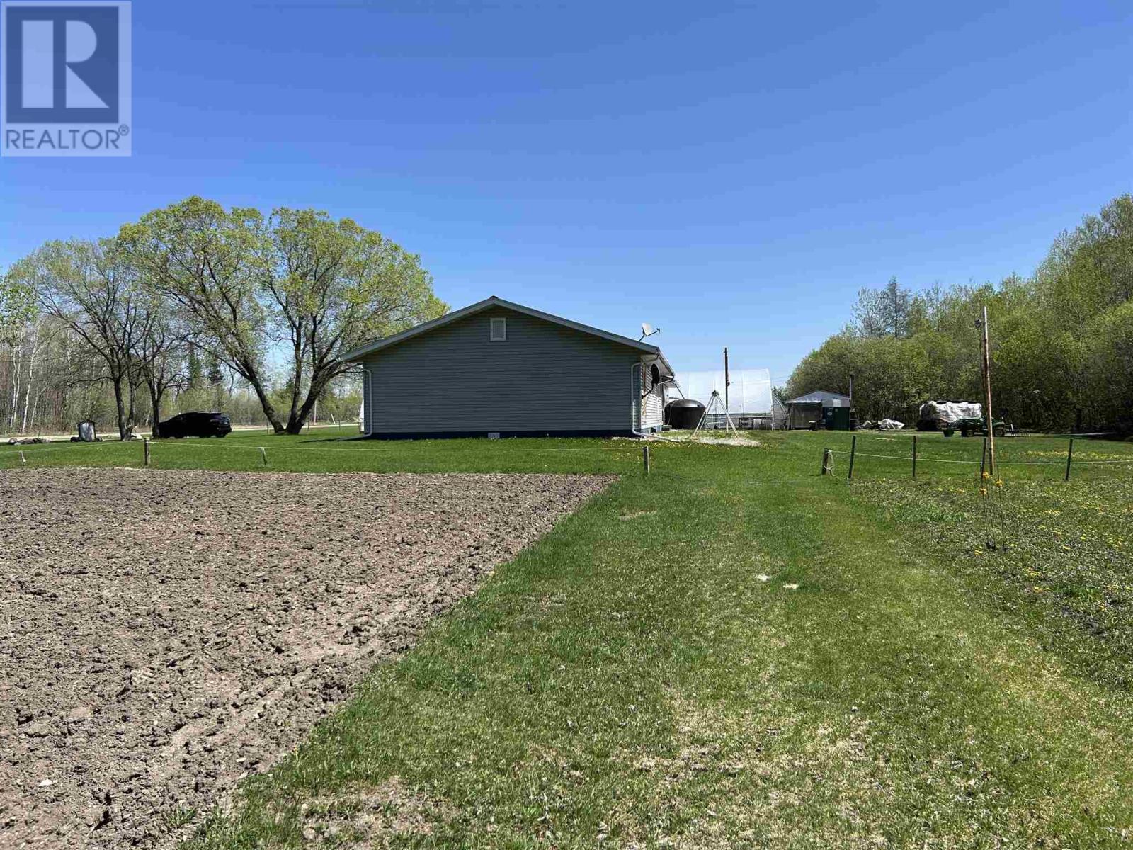 993 Fisher Rd Property Photo 49