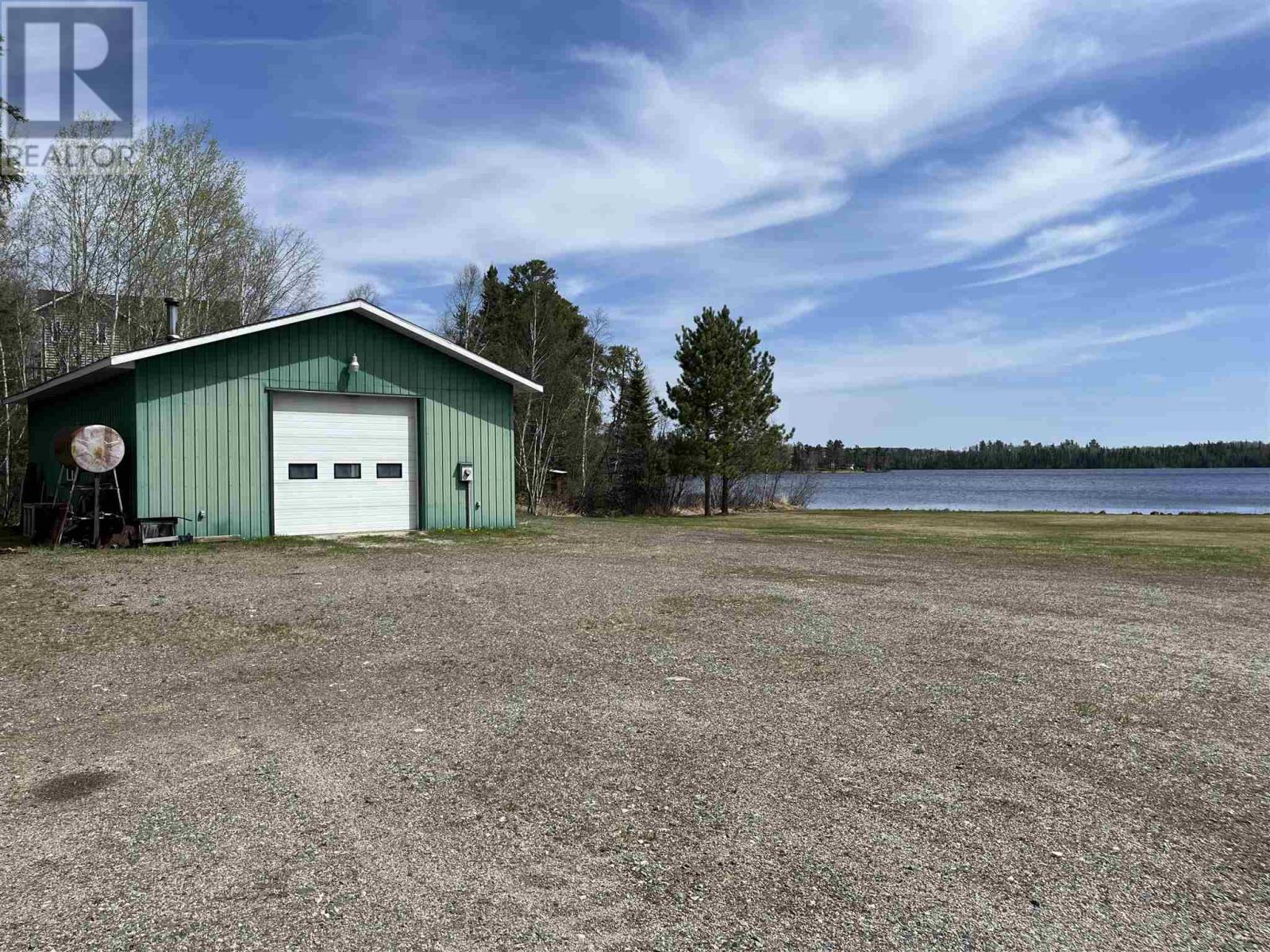 45 Hwy 623 Property Photo 32