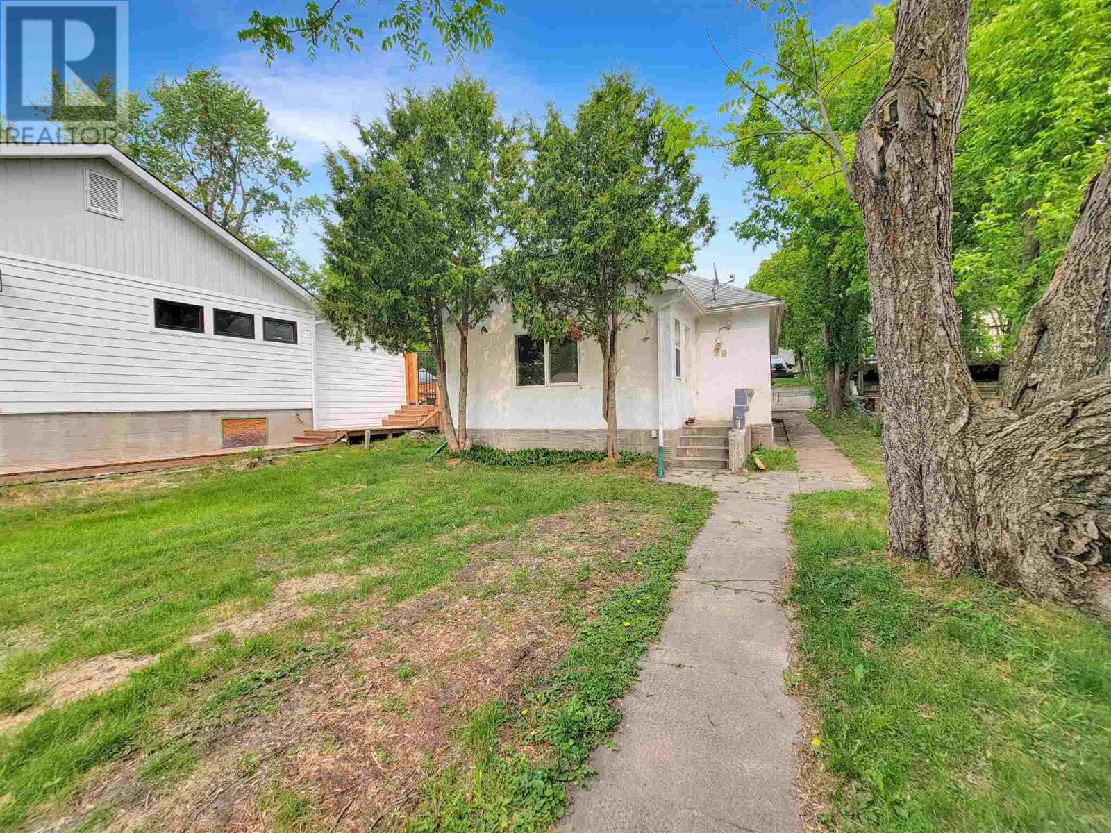 29 Main St, Rideout Property Photo 2