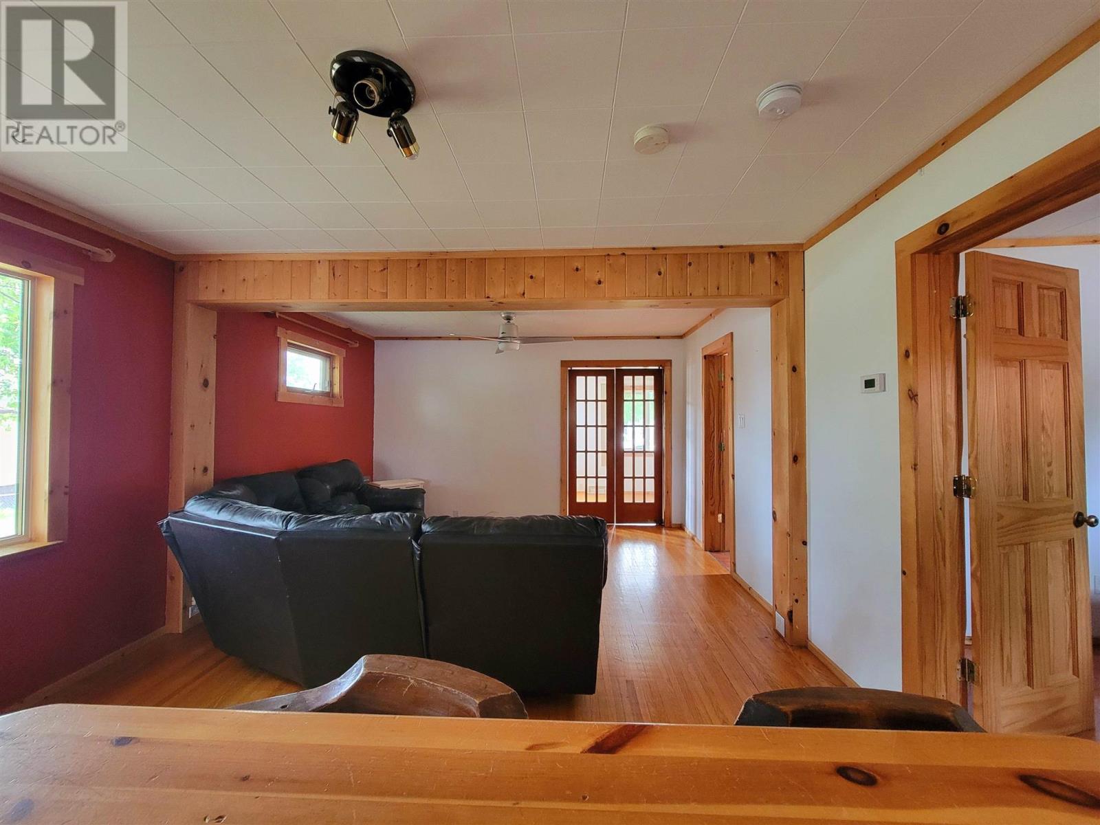 29 Main St, Rideout Property Photo 18