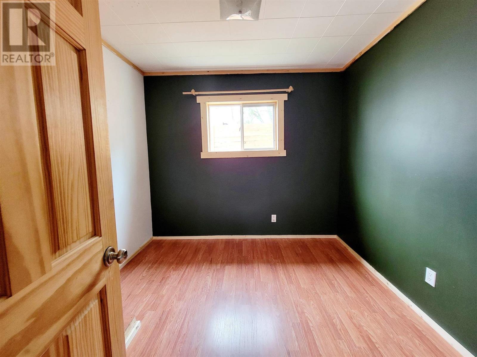 29 Main St, Rideout Property Photo 24