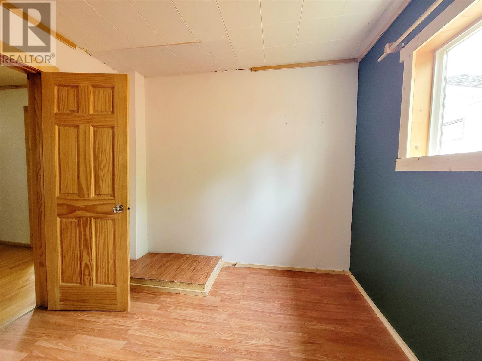 29 Main St, Rideout Property Photo 25