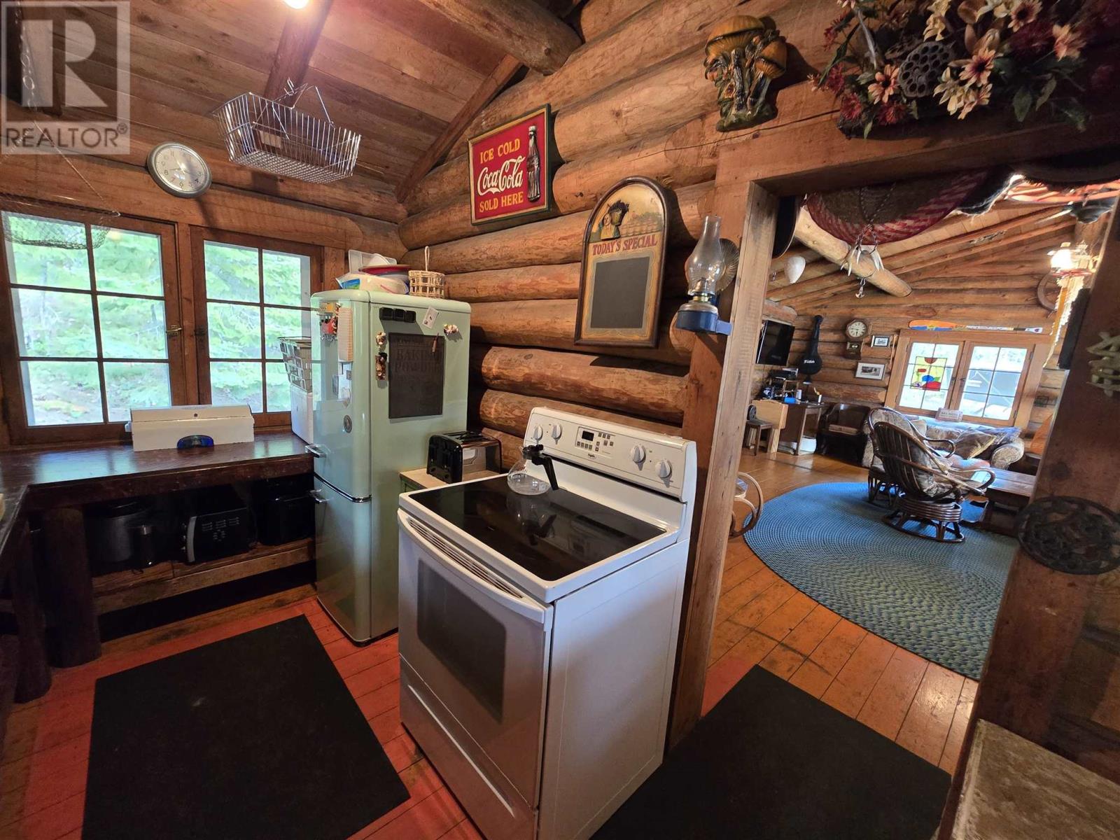 68 Whitefish Bay Is Property Photo 21