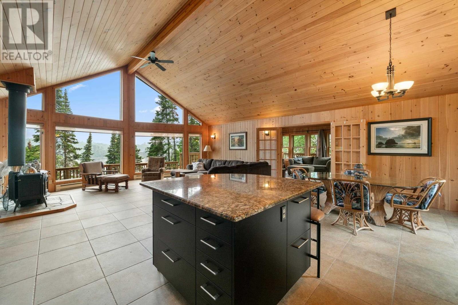 53 Lily Pad Bay Property Photo 9