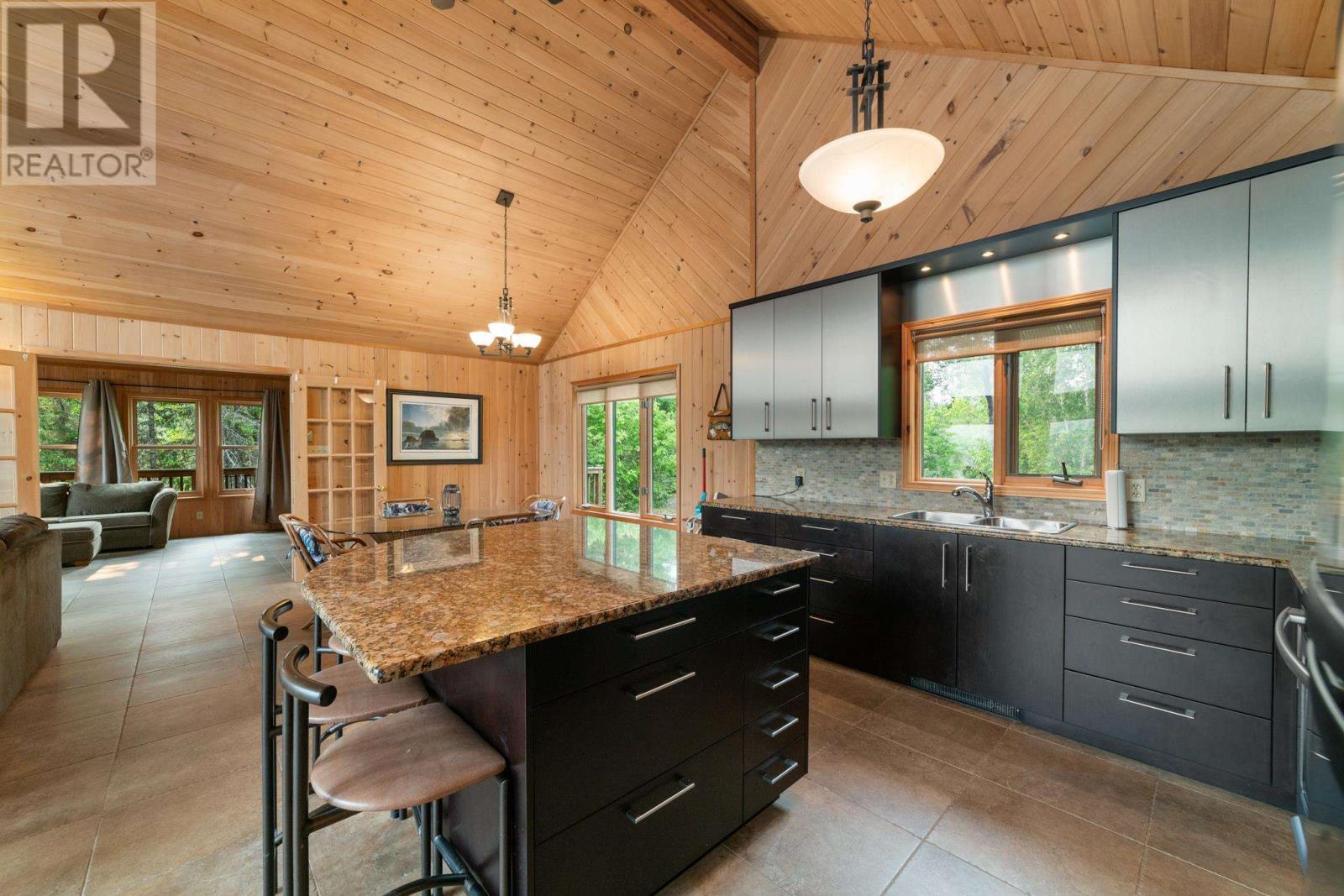 53 Lily Pad Bay Property Photo 12