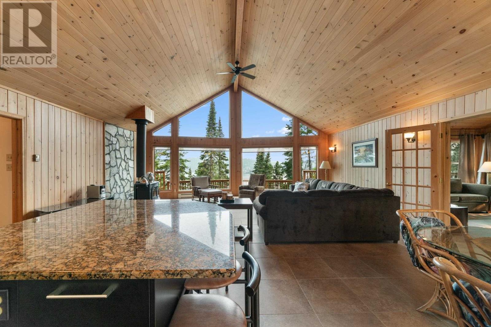 53 Lily Pad Bay Property Photo 13