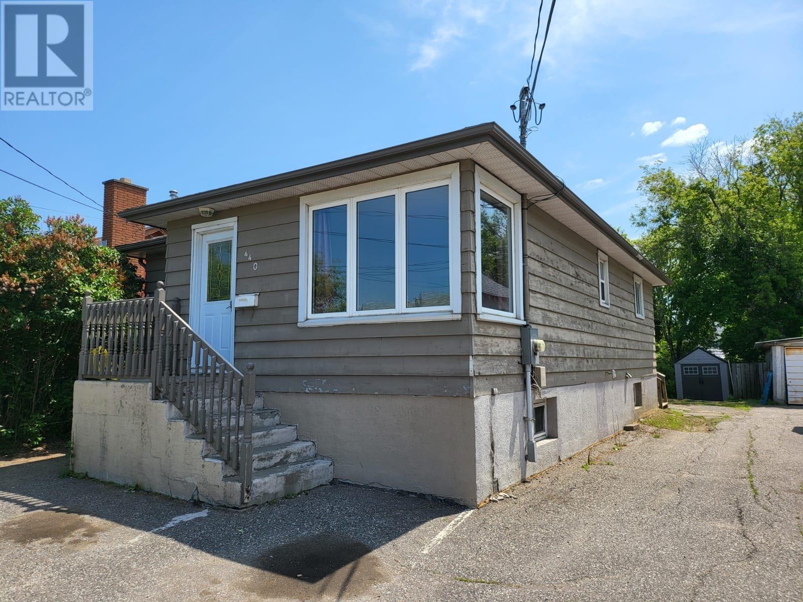440 Northern Ave Property Photo 1