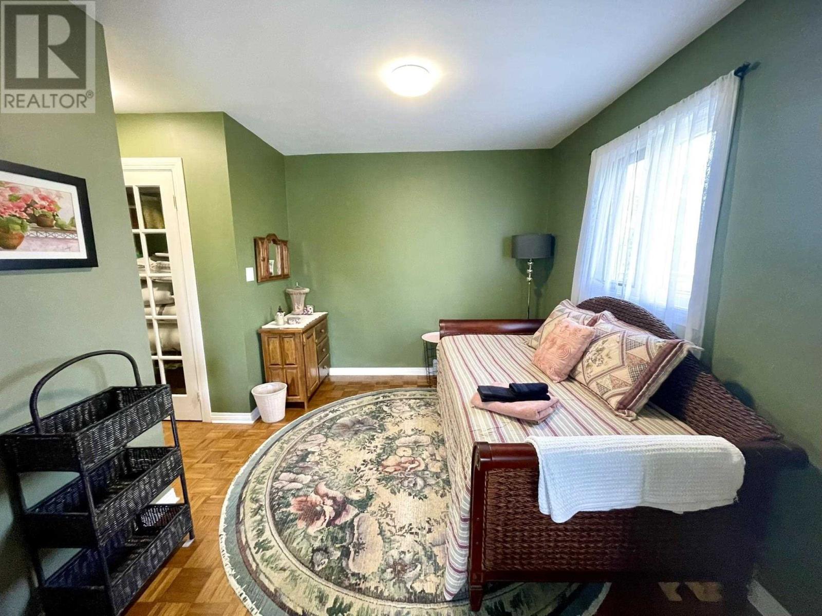 224 First West Bay Property Photo 28
