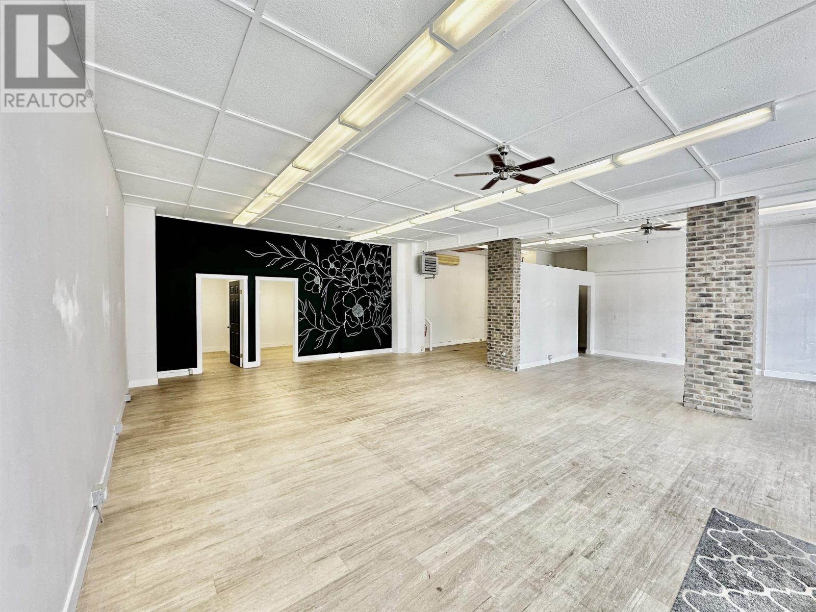 209 Second St Property Photo 7
