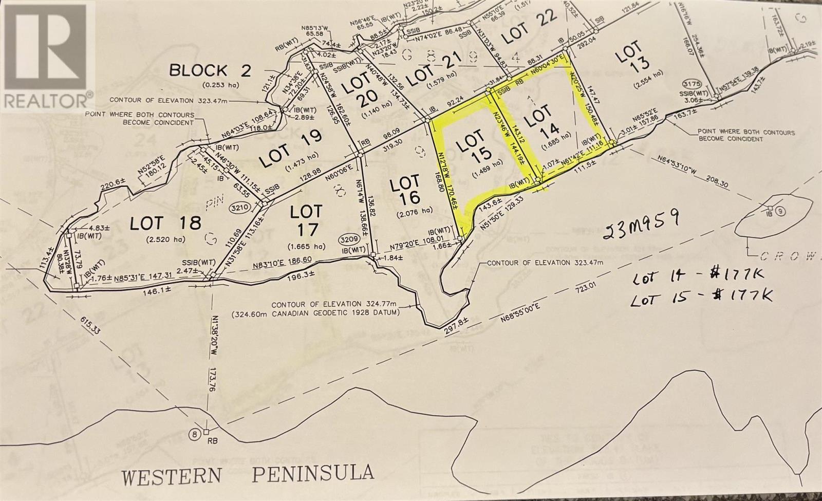 15 Five Point Is, Lake Of The Woods Property Photo 2