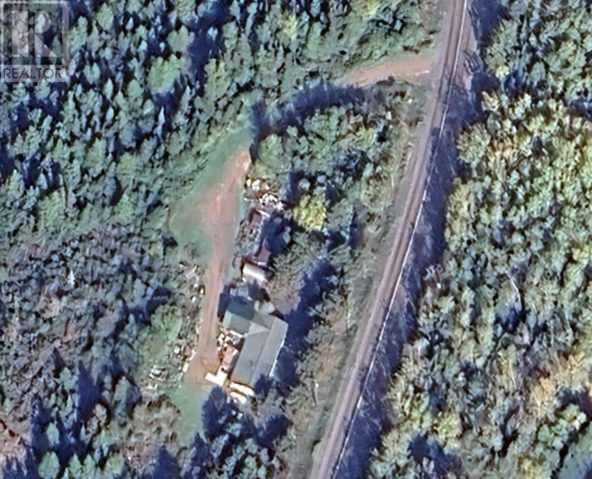 1229 Hwy 587 Property Photo 1