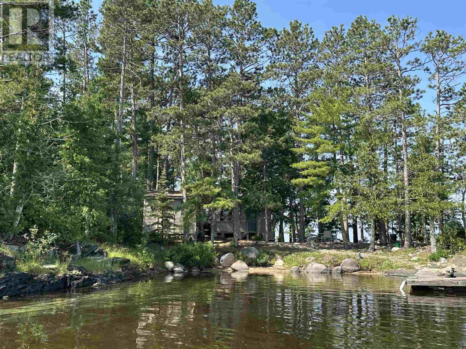 G2710 20295 Shoal Lake Property Photo 1