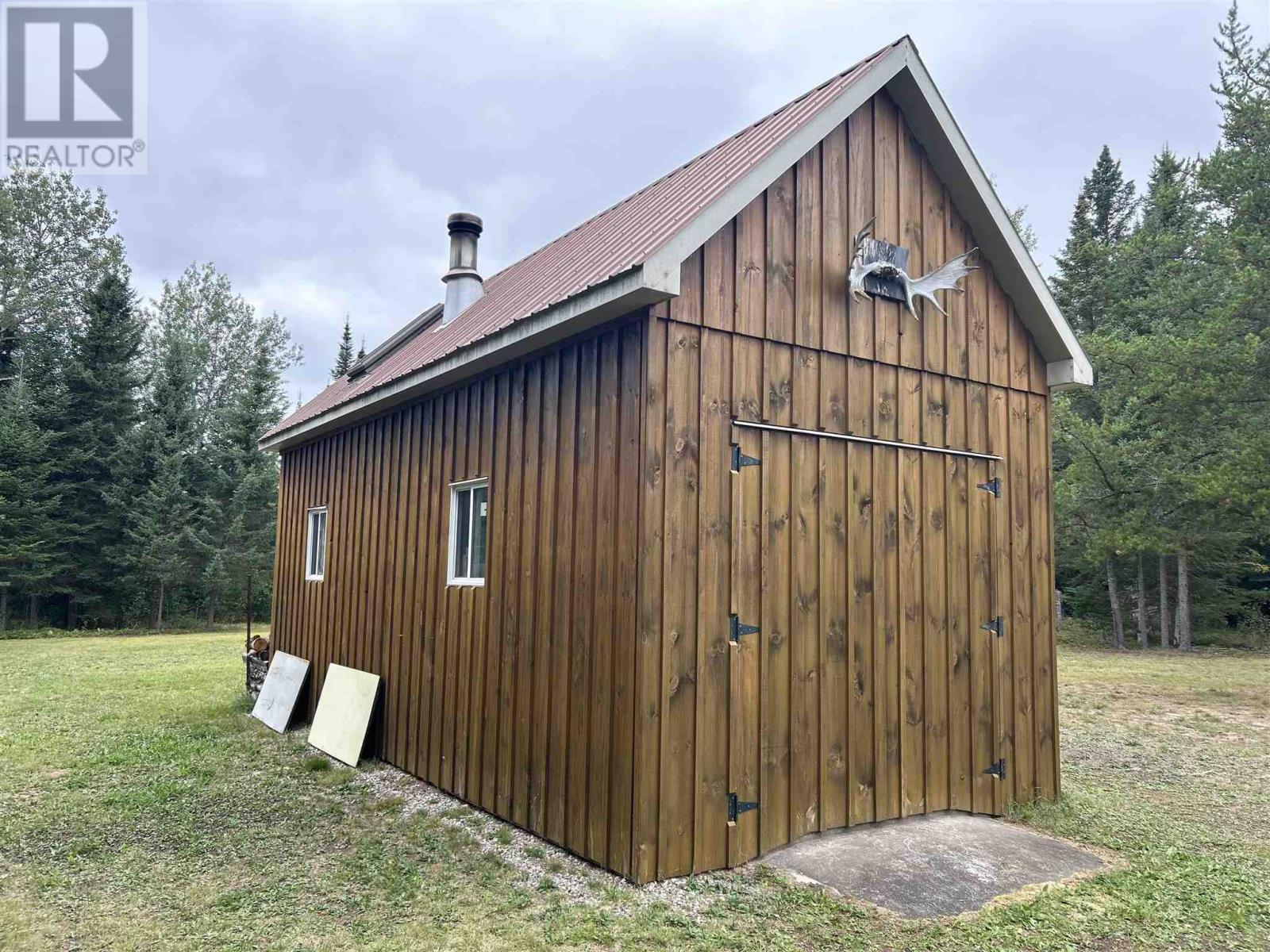 1 Bear Camp Property Photo 11