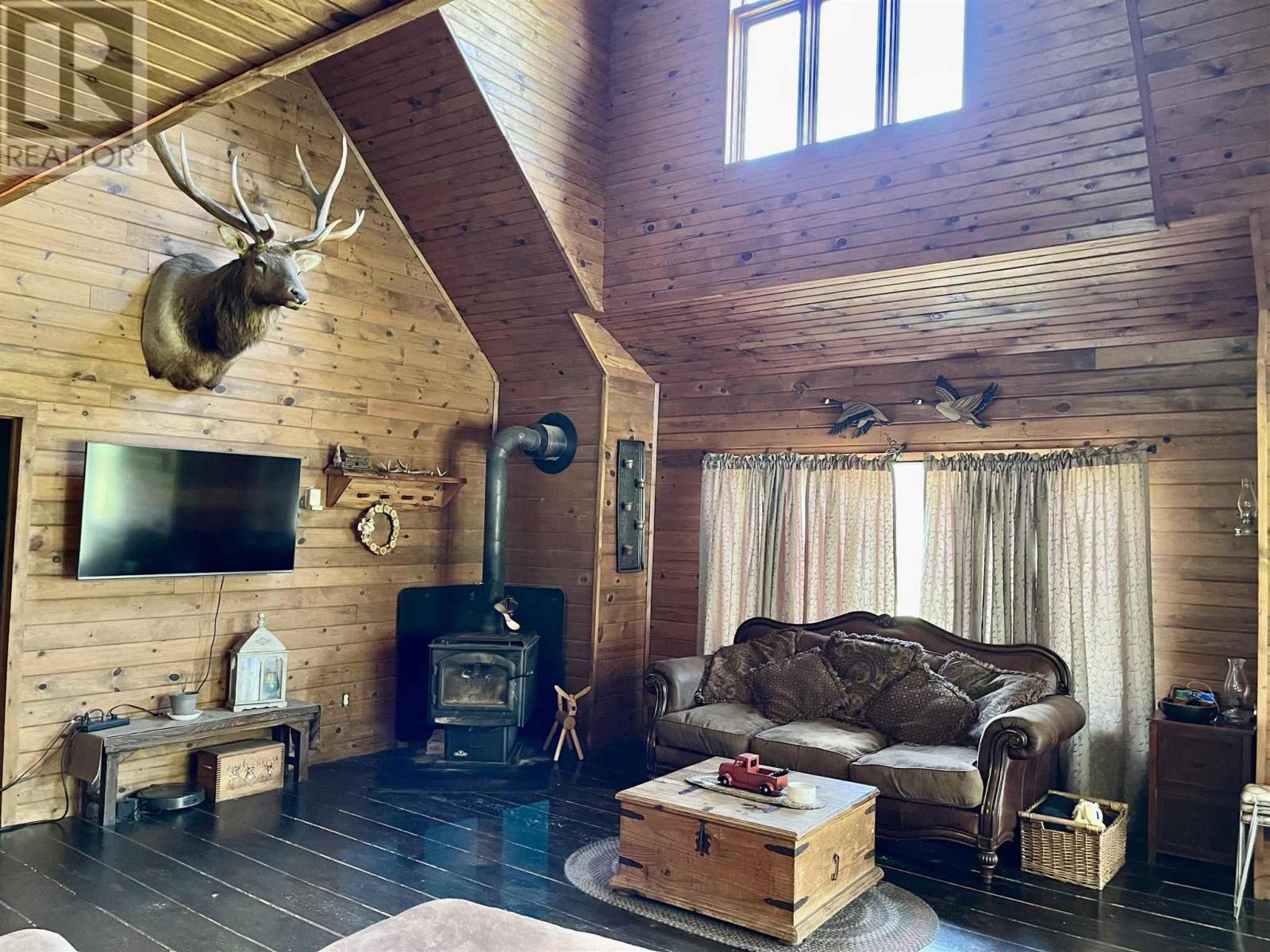 619 Cameron Road Property Photo 14