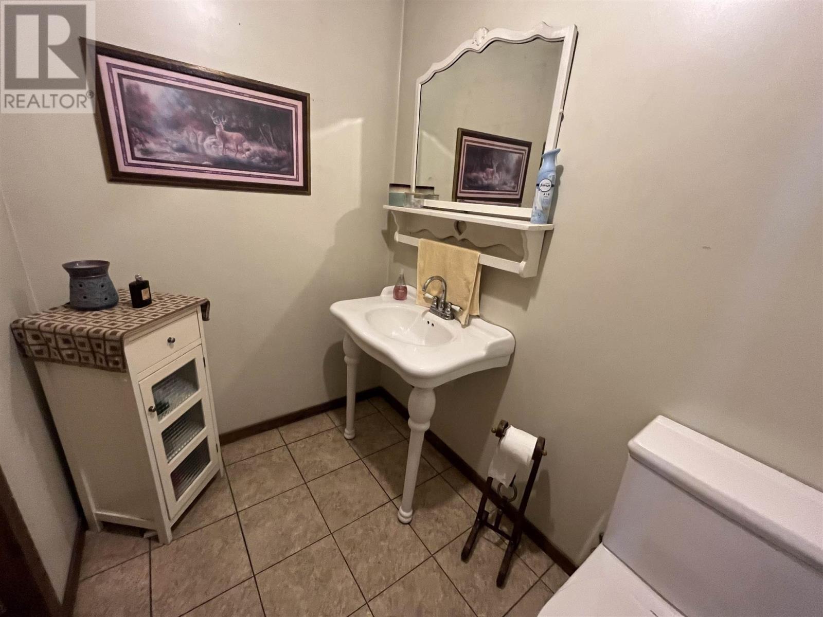 619 Cameron Road Property Photo 18