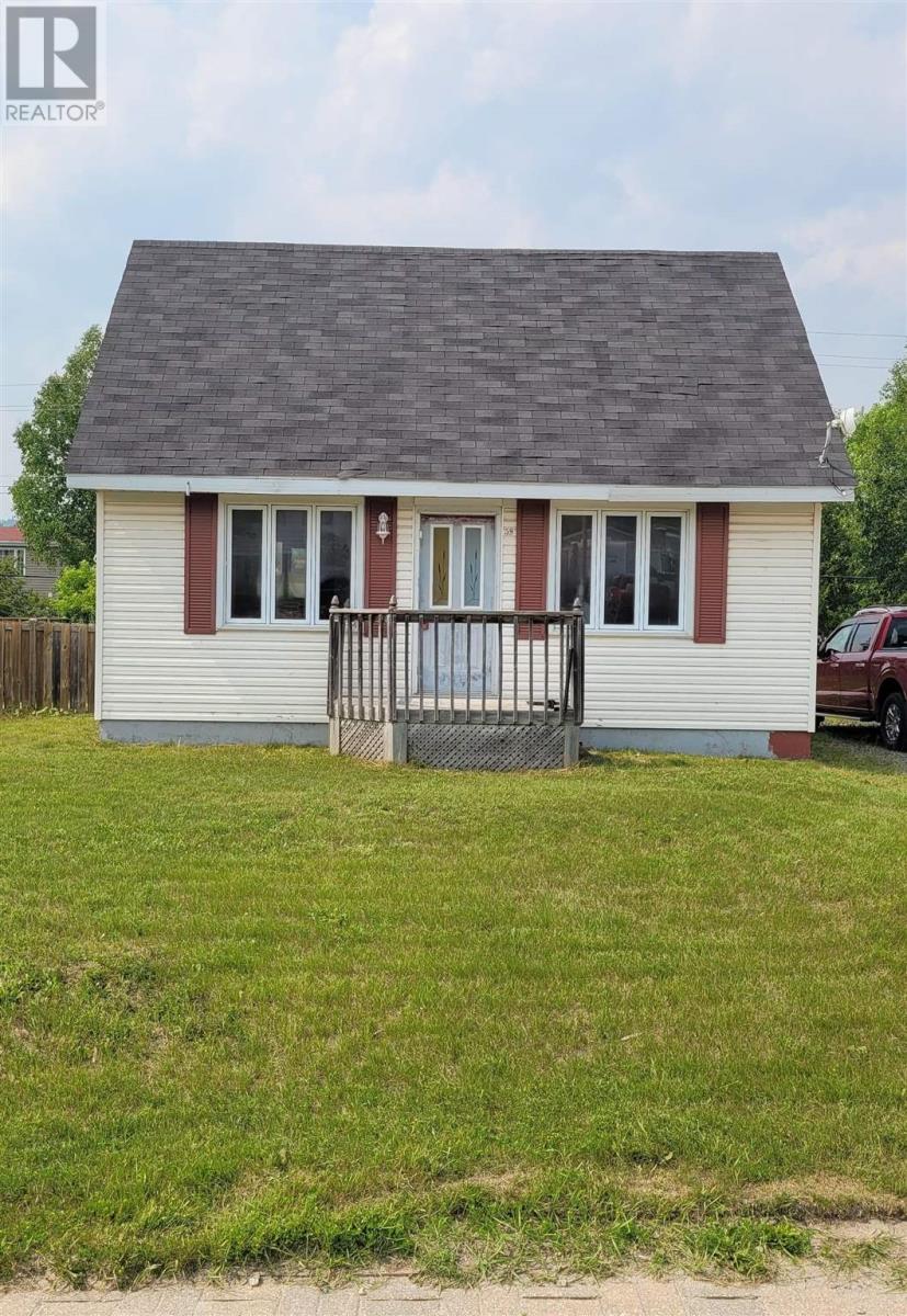 59 Manitou Road W Property Photo 3