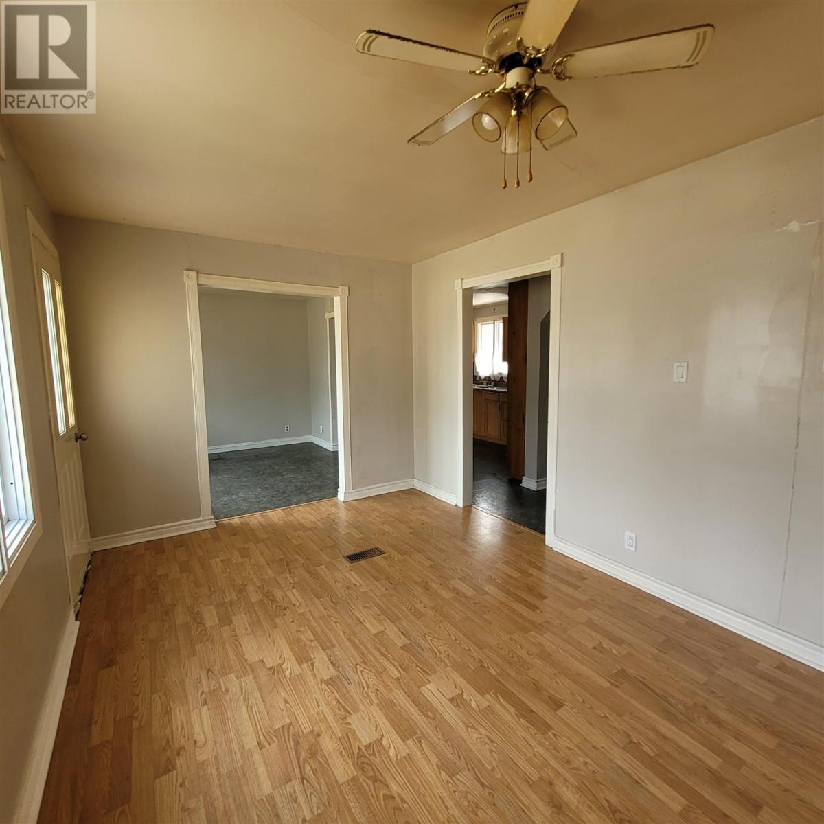 59 Manitou Road W Property Photo 6