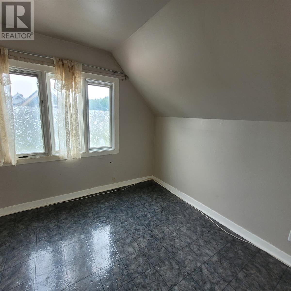 59 Manitou Road W Property Photo 19