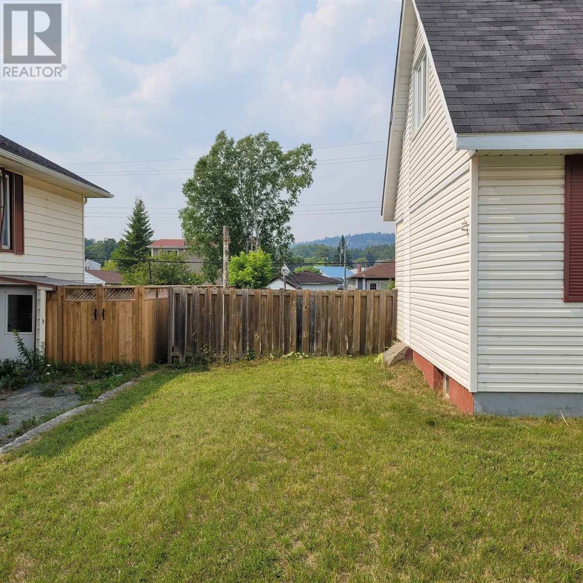 59 Manitou Road W Property Photo 33