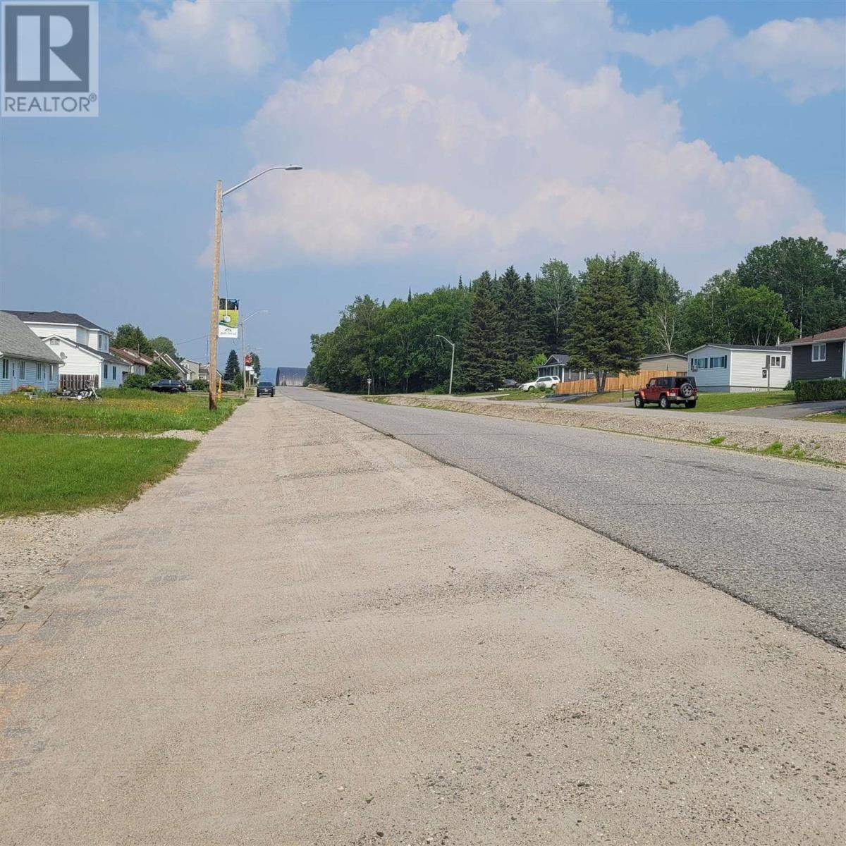 59 Manitou Road W Property Photo 37