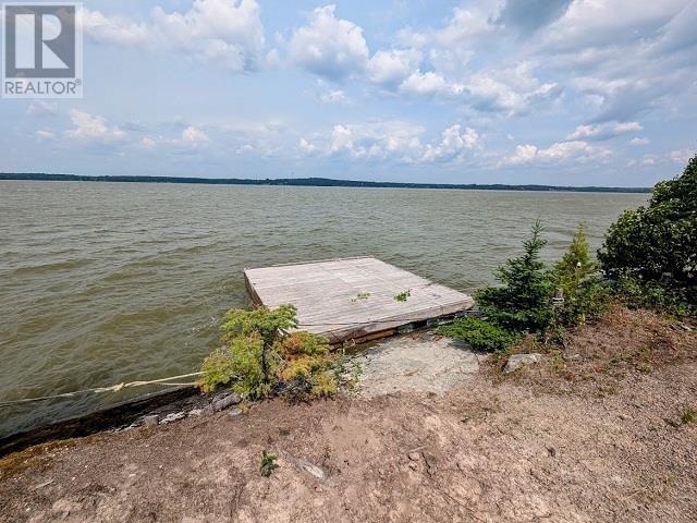 Rk196 Picnic Island Property Photo 14