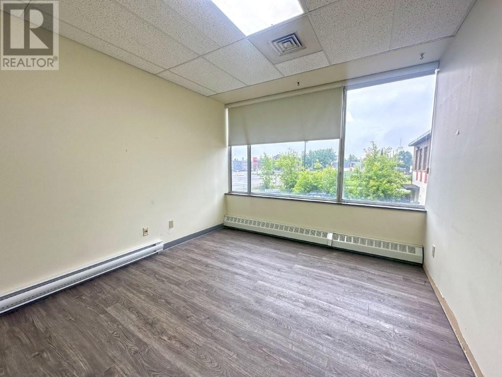 104 325 Archibald Street S Property Photo 20