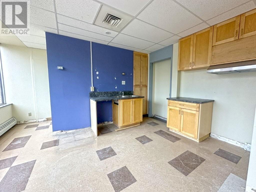 104 325 Archibald Street S Property Photo 33