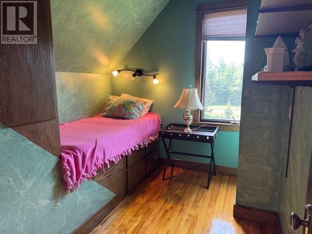 327 Calvert Rd Property Photo 18