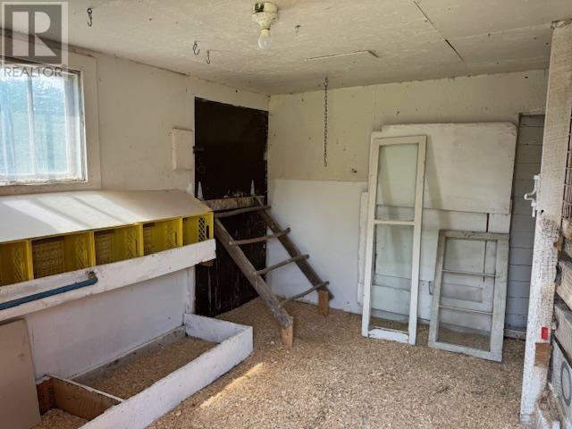 327 Calvert Rd Property Photo 47