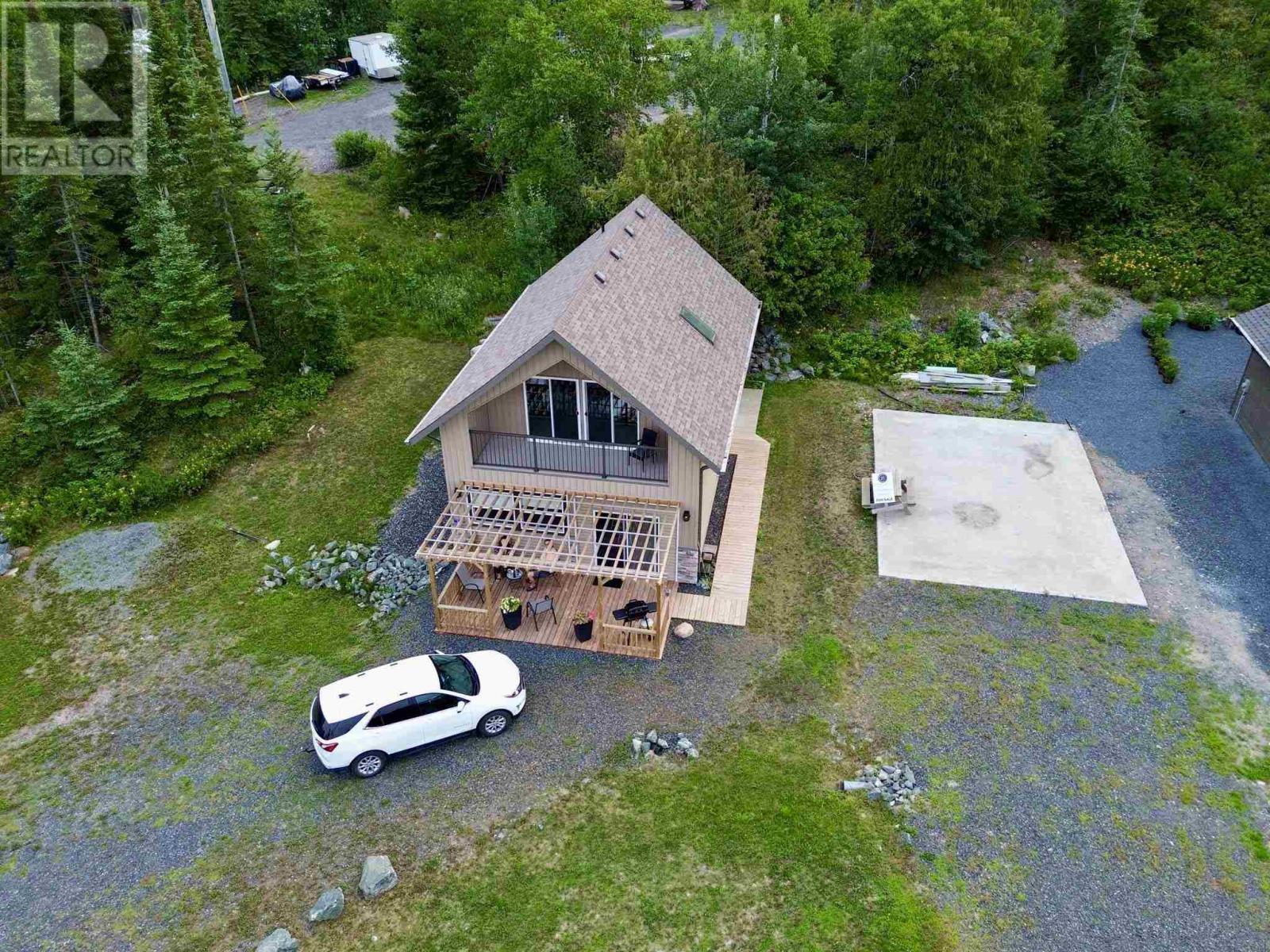 16 Au Lac Retreats Crescent, Lake Of The Woods Property Photo 4