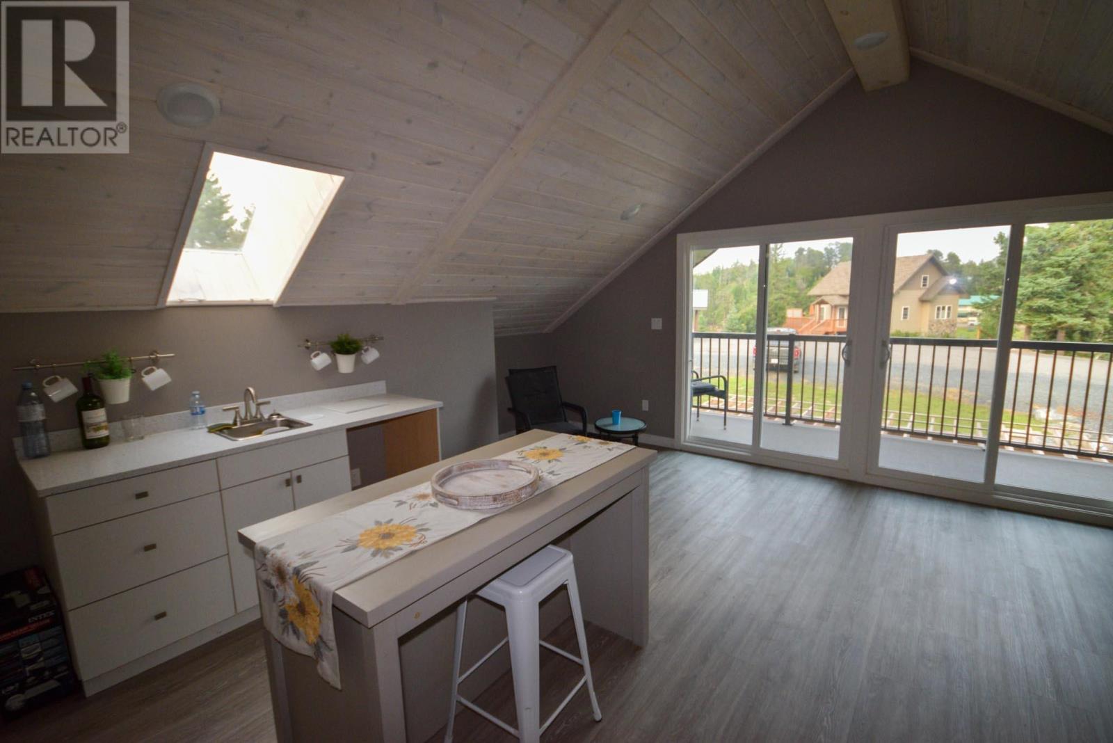 16 Au Lac Retreats Crescent, Lake Of The Woods Property Photo 27