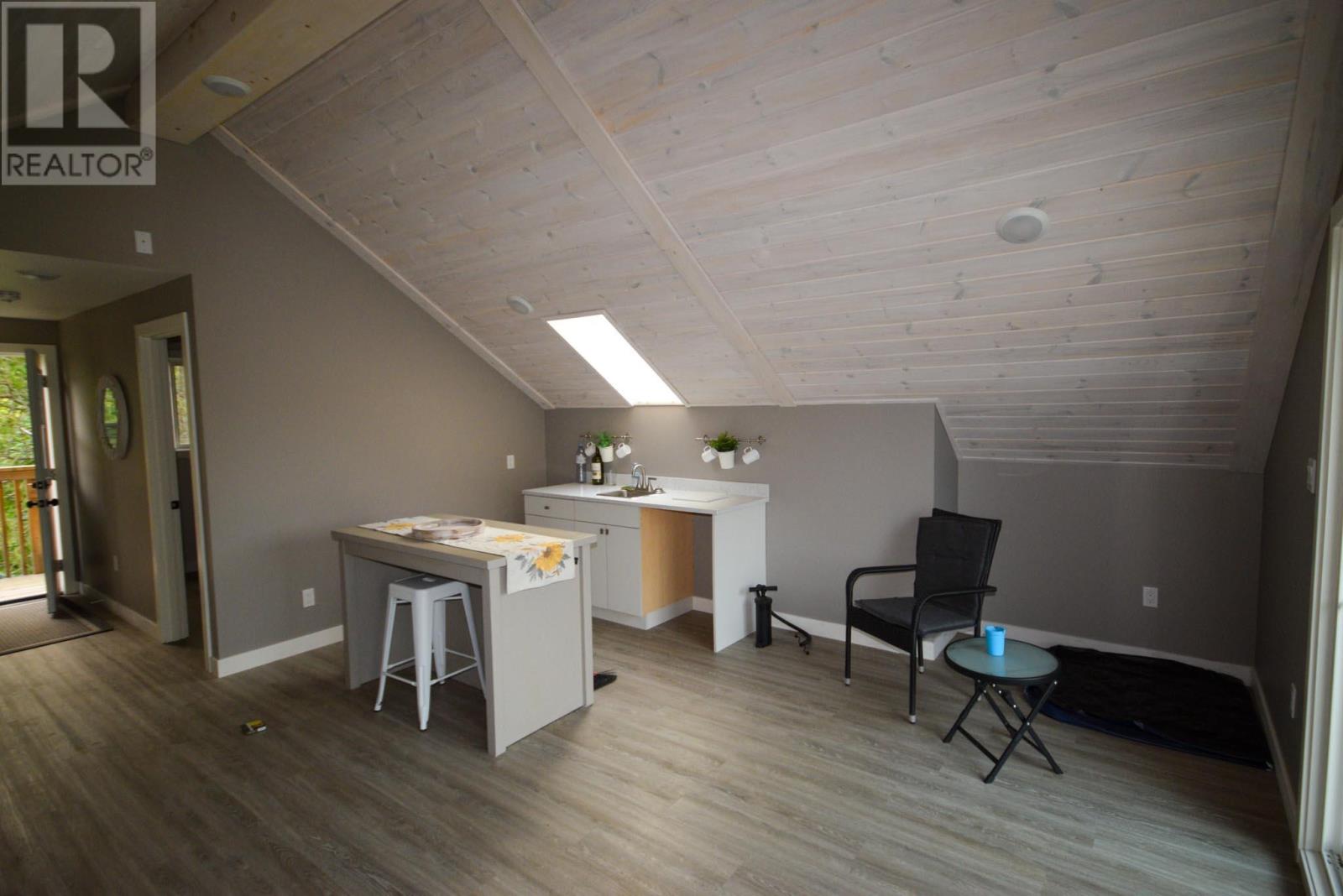 16 Au Lac Retreats Crescent, Lake Of The Woods Property Photo 28