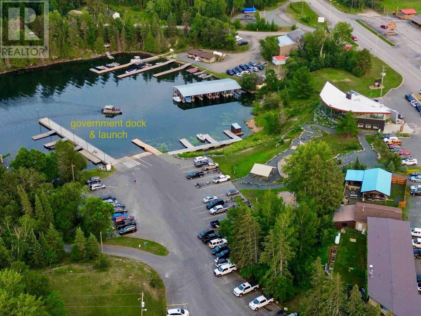 16 Au Lac Retreats Crescent, Lake Of The Woods Property Photo 37