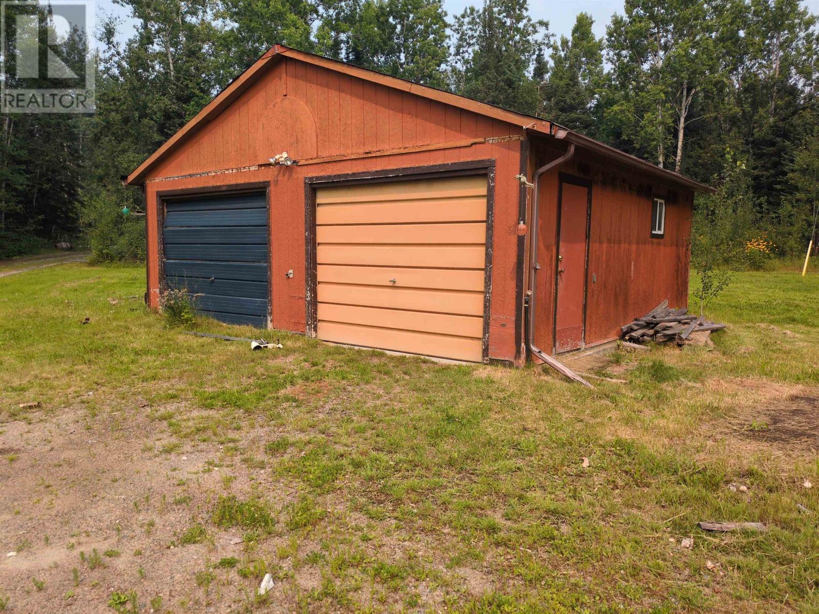 6 The River Rd Property Photo 4