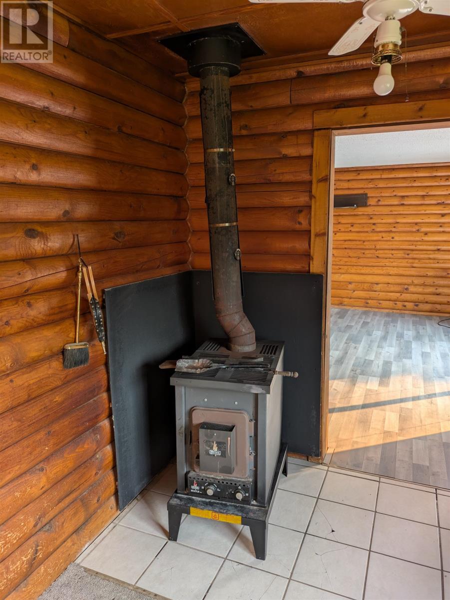 6 The River Rd Property Photo 12