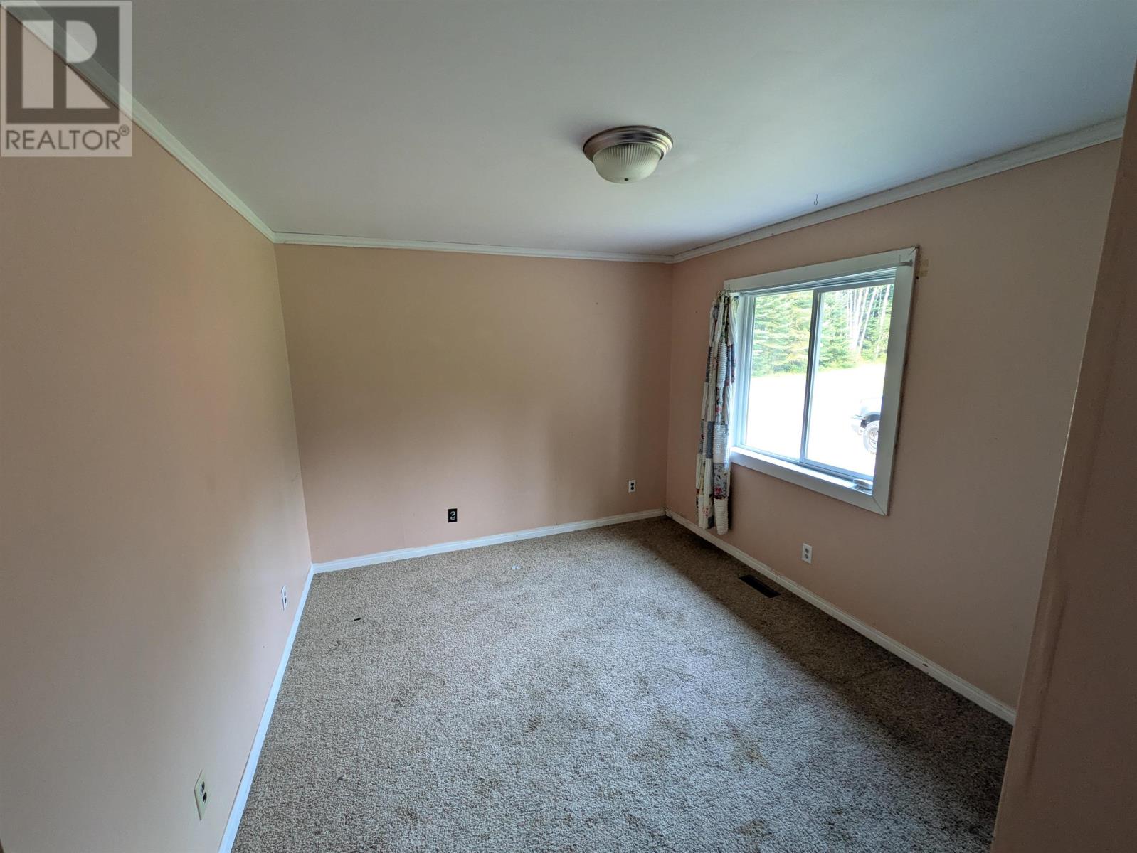 6 The River Rd Property Photo 19