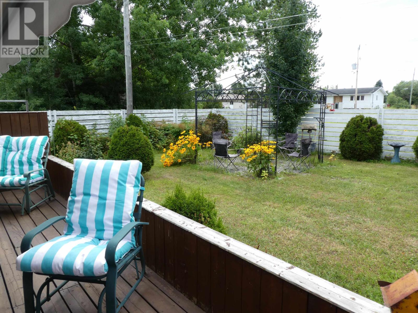 337 Garnet Dr Property Photo 7