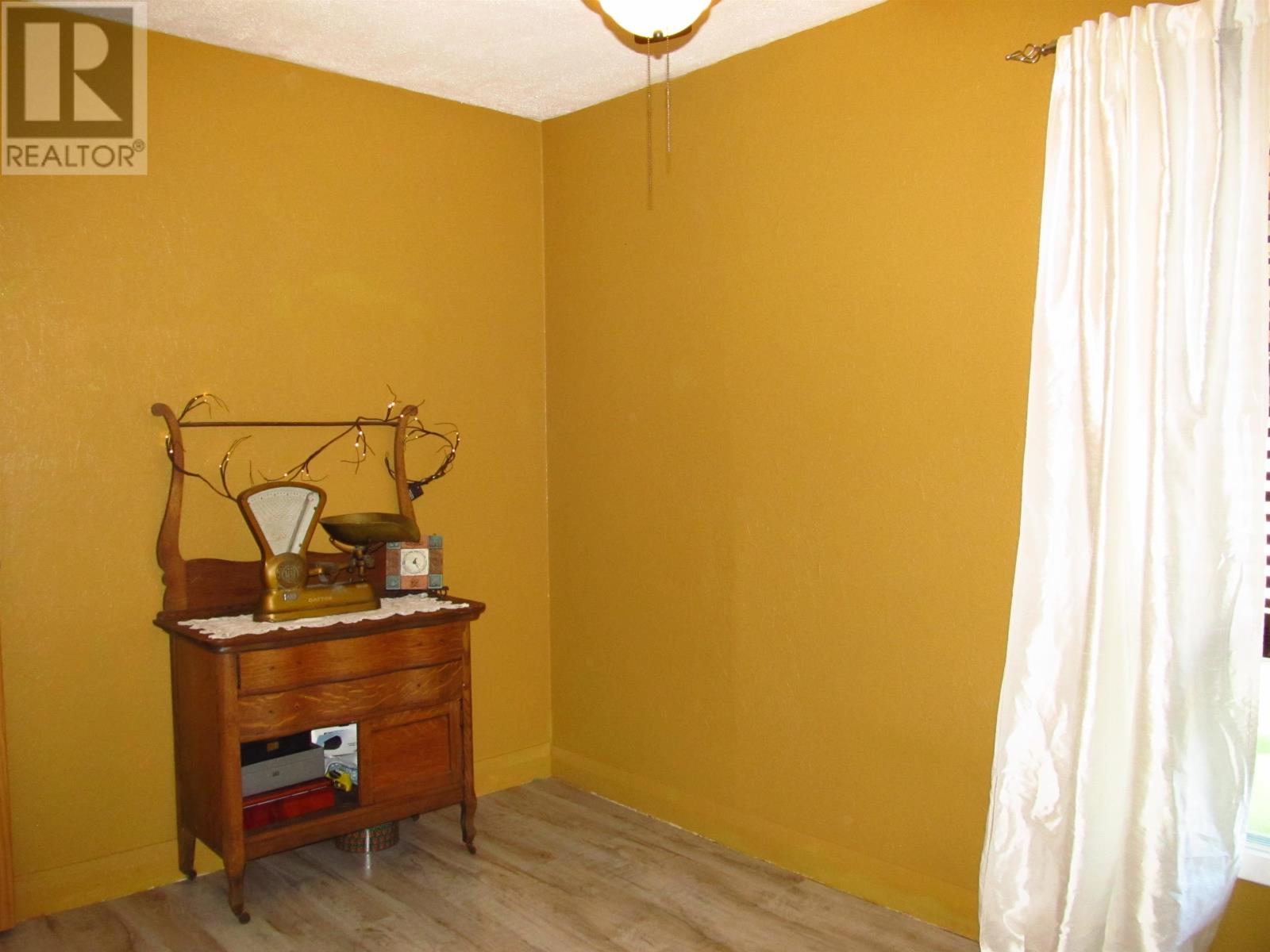 337 Garnet Dr Property Photo 20