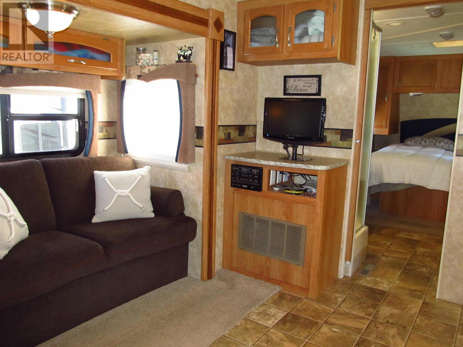 337 Garnet Dr Property Photo 38