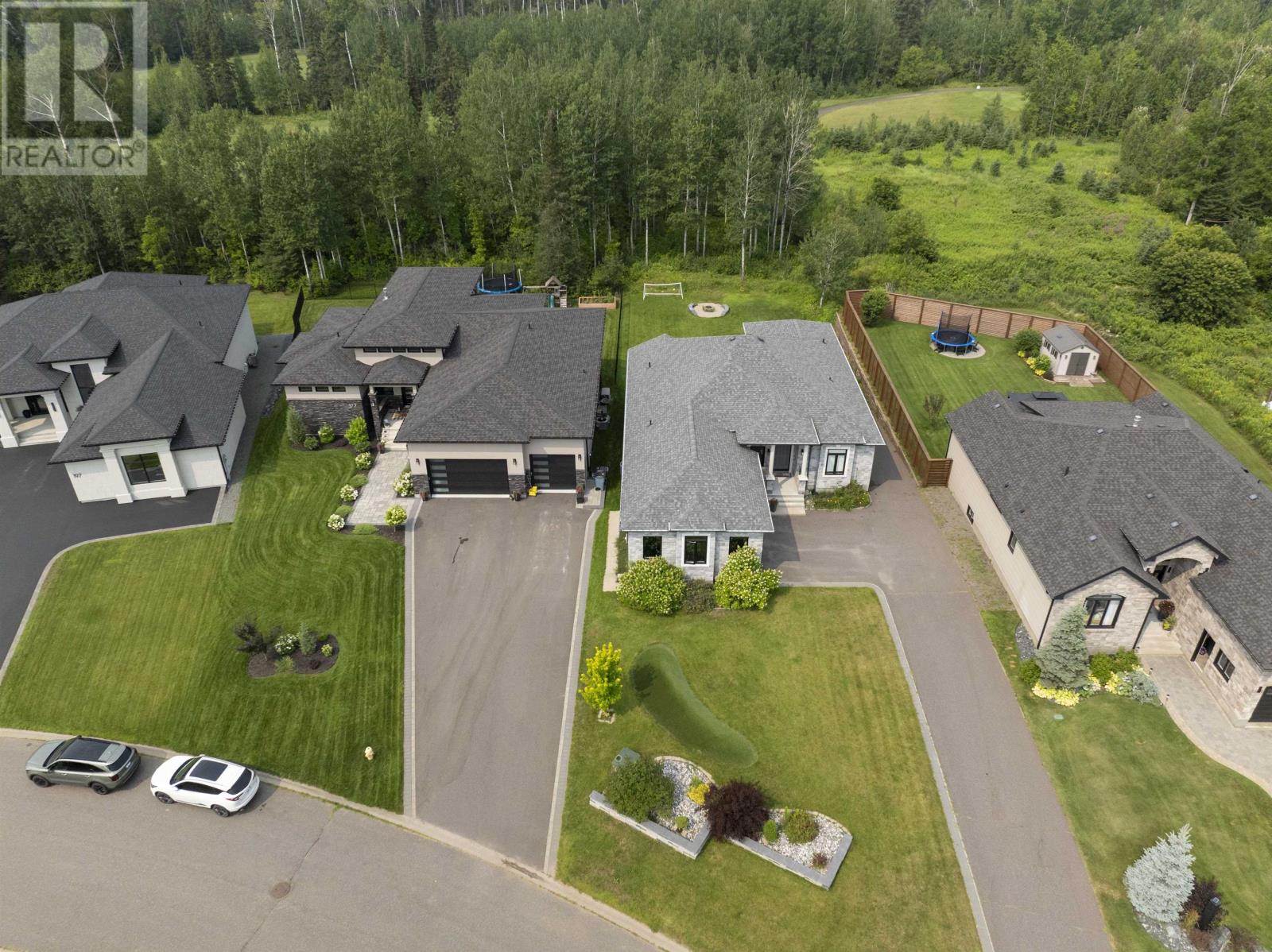 157 Whitewater Pl Property Photo 3