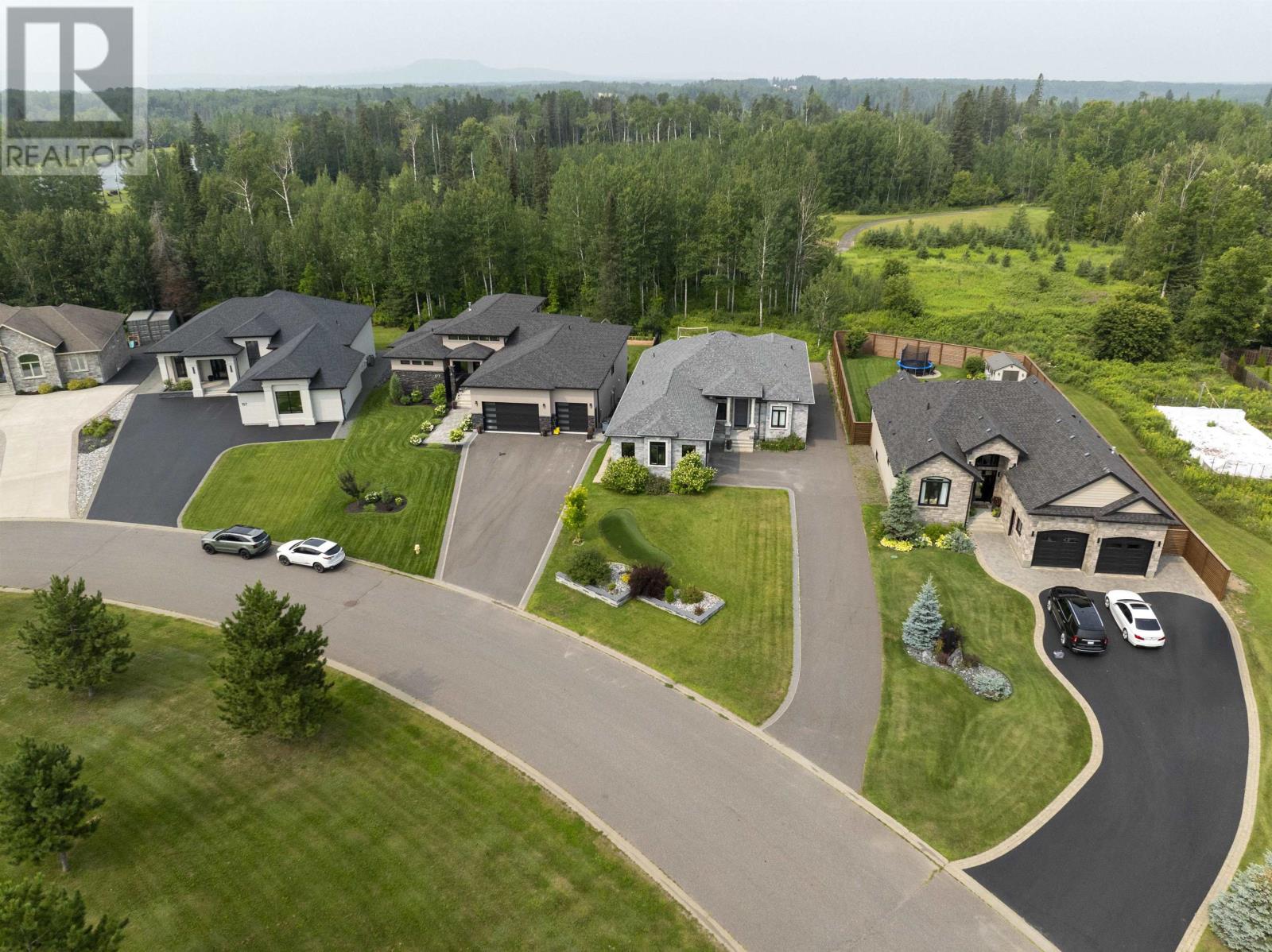 157 Whitewater Pl Property Photo 5