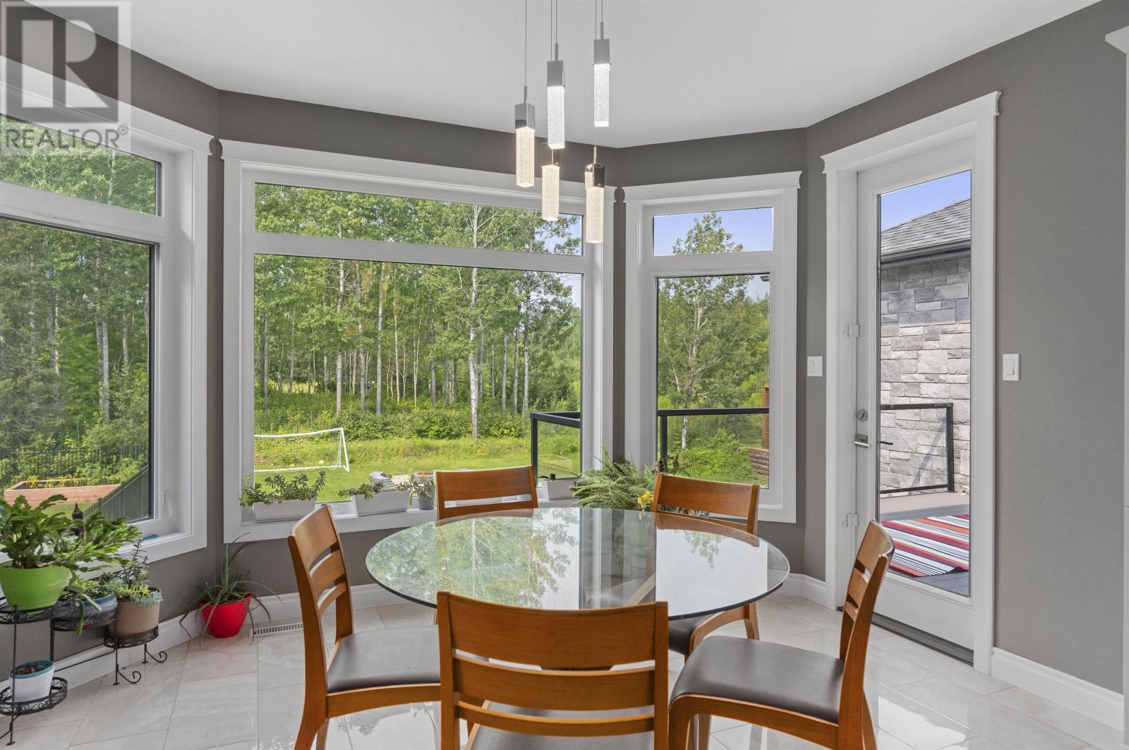 157 Whitewater Pl Property Photo 16