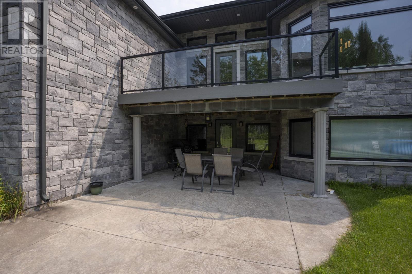 157 Whitewater Pl Property Photo 40