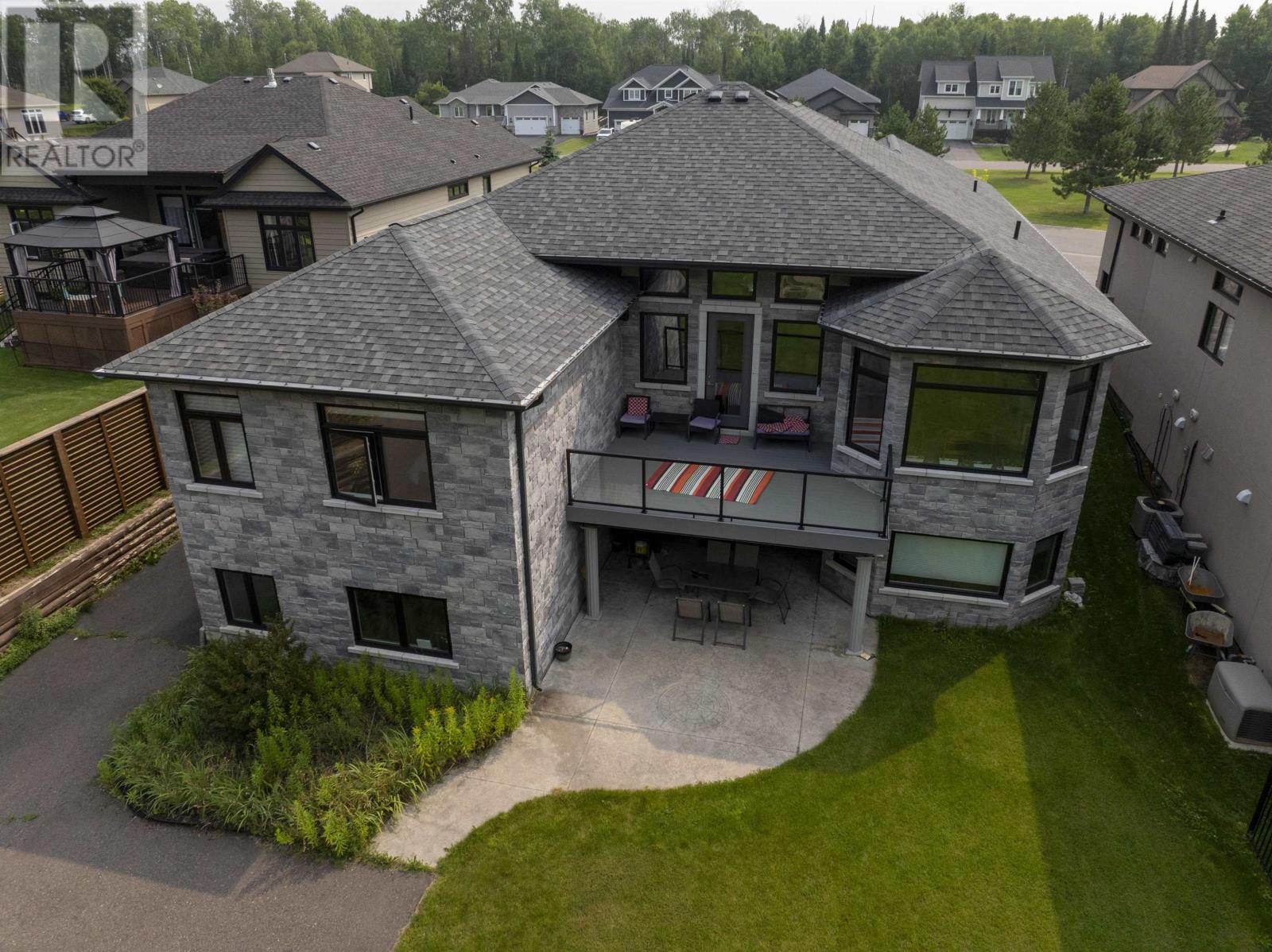 157 Whitewater Pl Property Photo 43