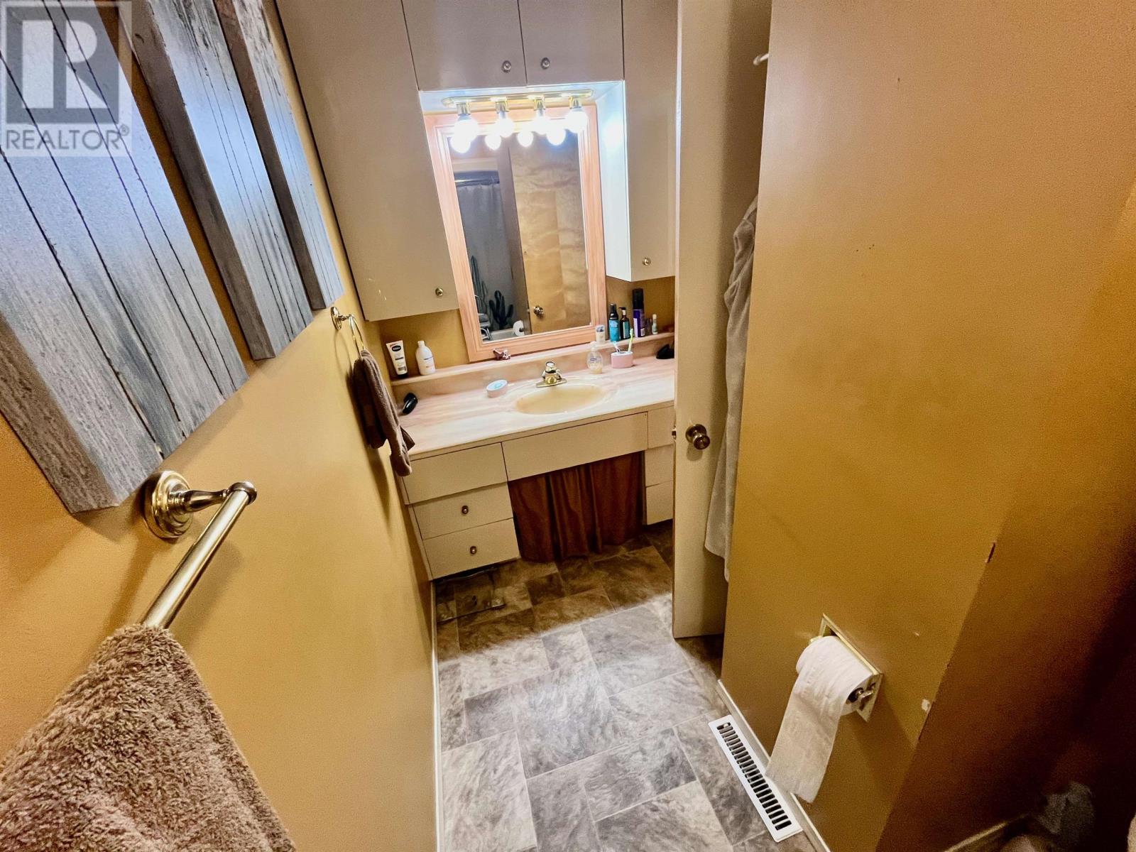 3 King St Property Photo 10