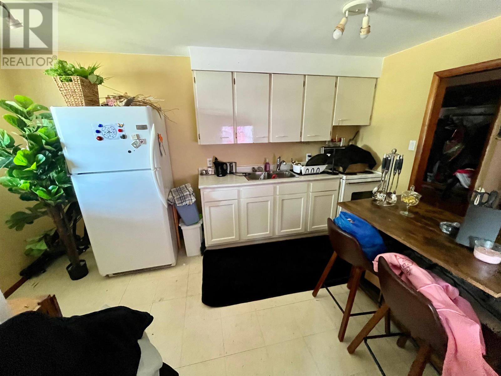 3 King St Property Photo 12