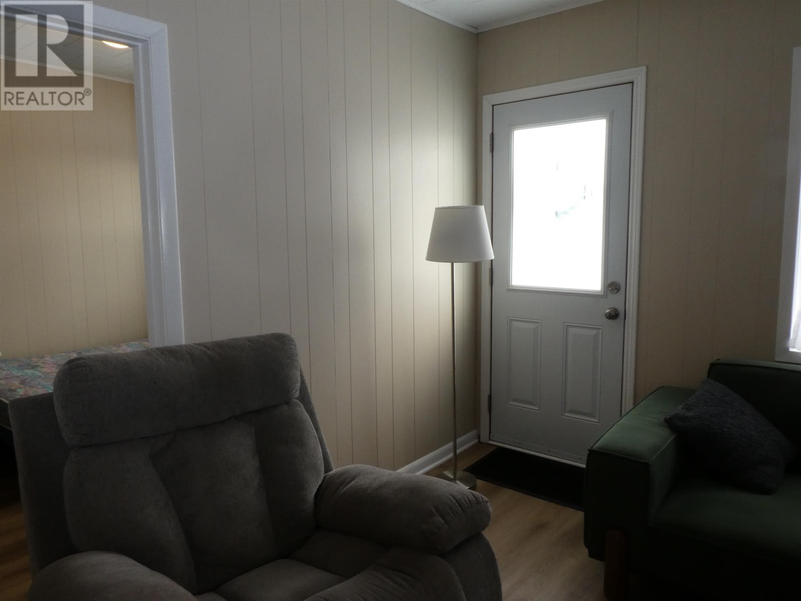 First St E Property Photo 12