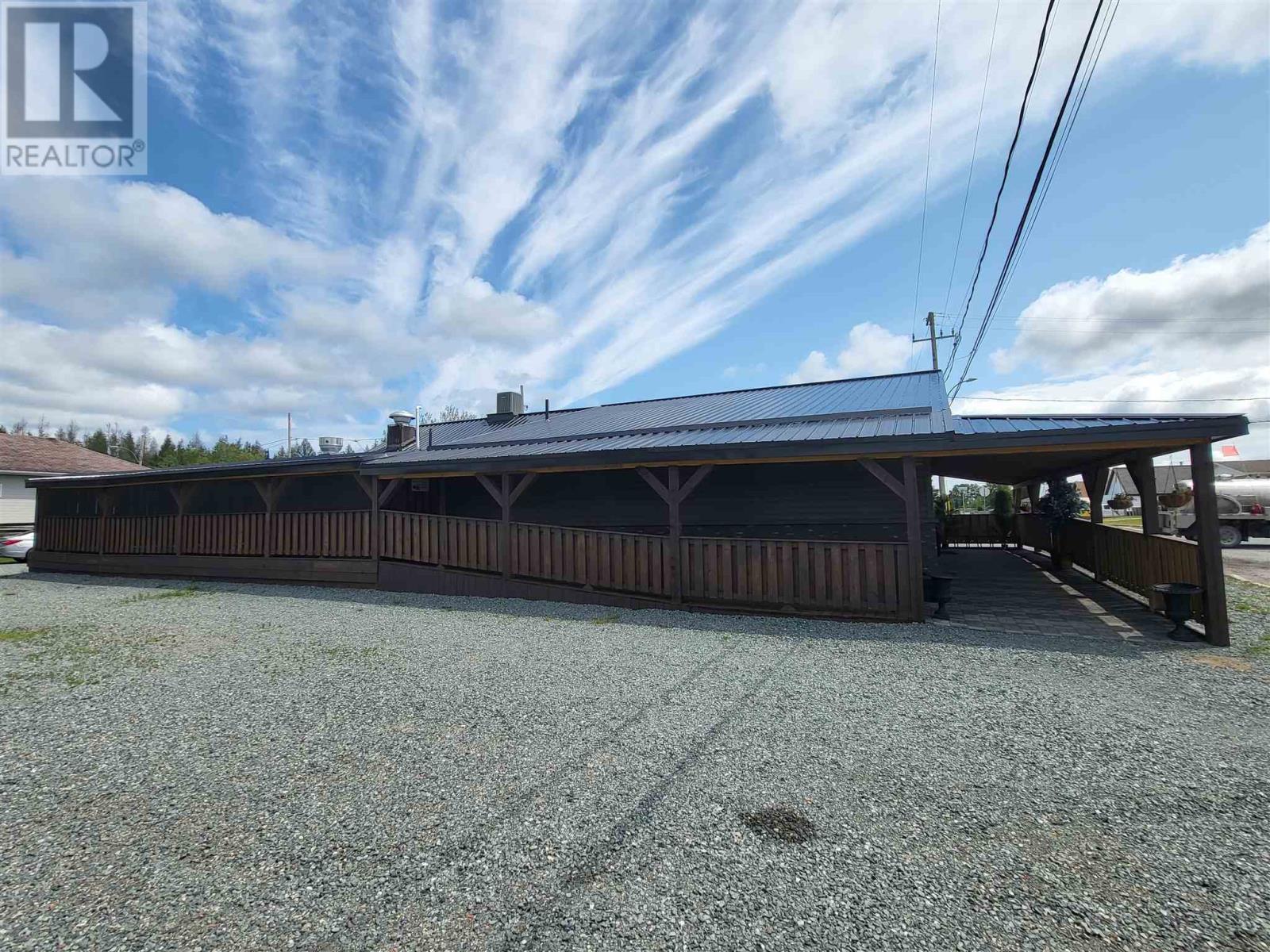 100+102+104 Third Ave Property Photo 33