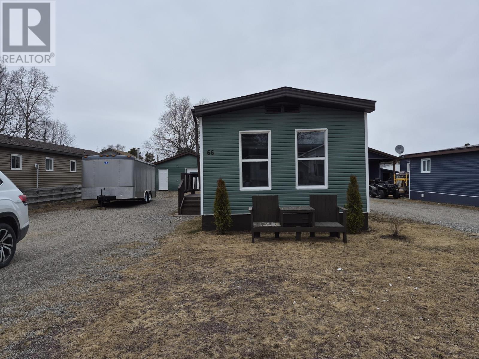 66 Jackson Crescent Property Photo 1